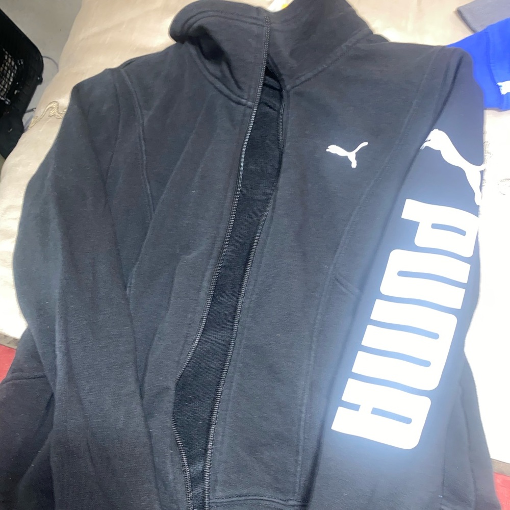 PUMA Women's Run Ultra Jacket